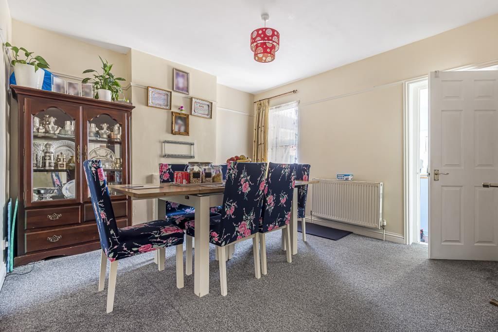 Property photo 3 of 16 Dining