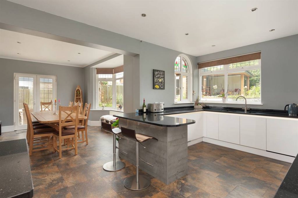 Additional image 4 of 7 bed detached house for saleWinterstoke Crescent, Ramsgate CT11