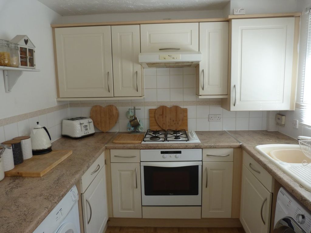 Property photo 3 of 8