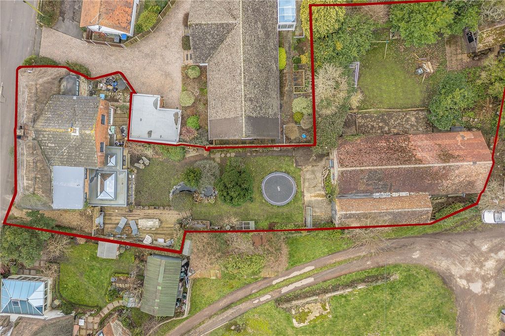 Property photo 3 of 43 Boundary