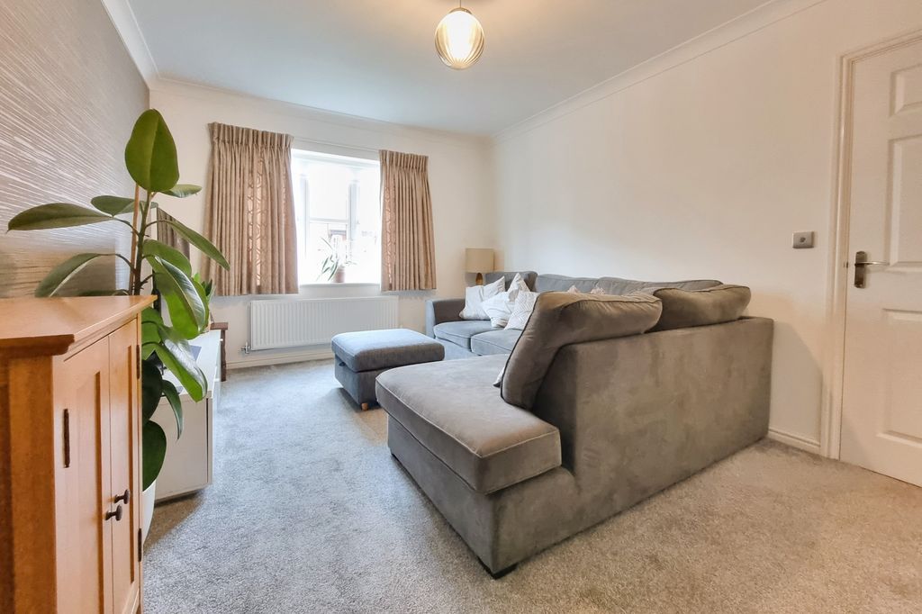 Property photo 3 of 22 20251023_110502