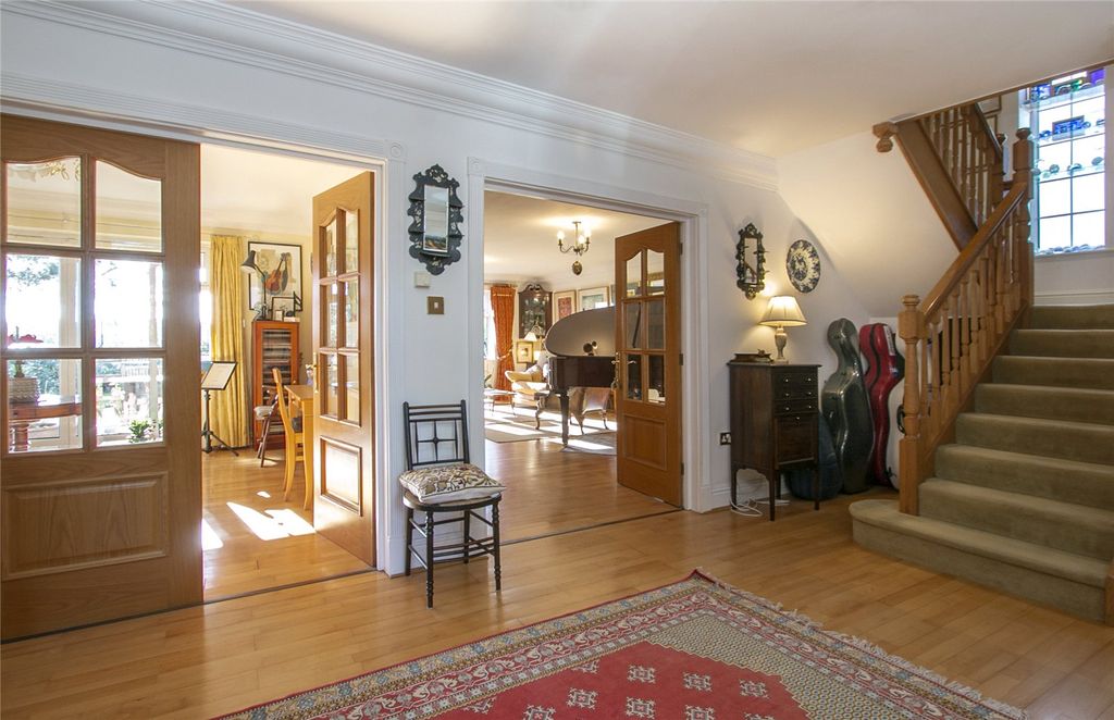 Property photo 2 of 30 Picture No. 15