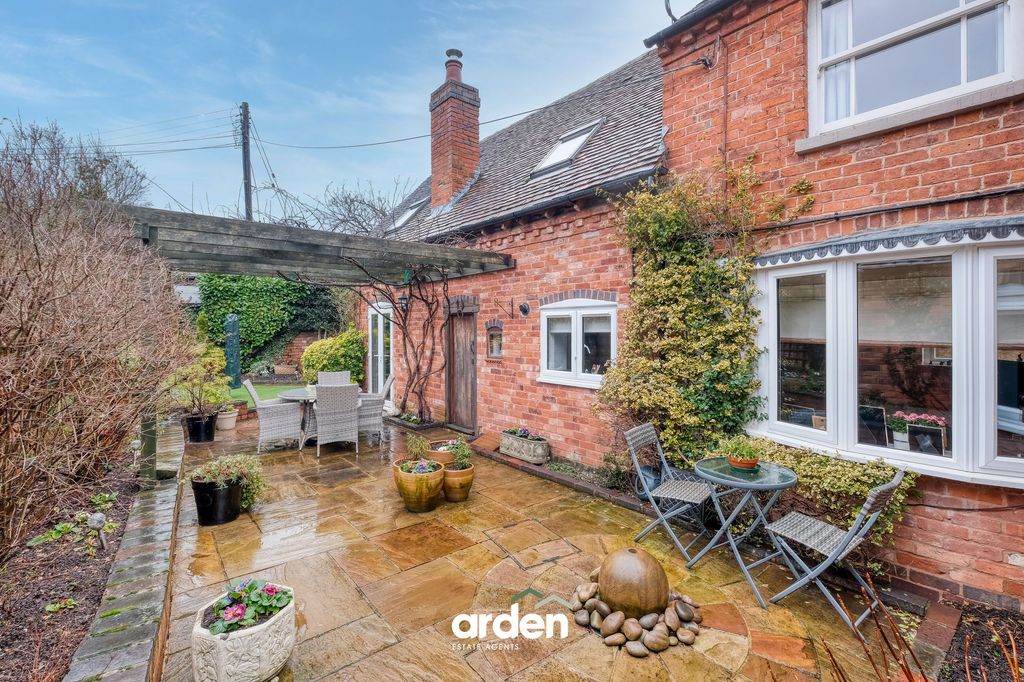 Property photo 2 of 16