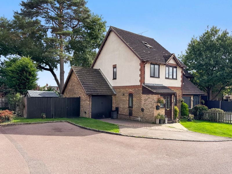 Property photo 1 of 9 Photo 9