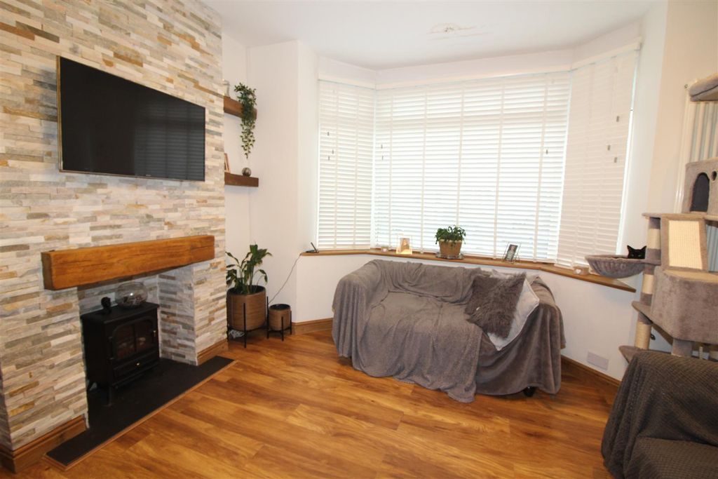 Additional image 9 of 3 bed semi-detached house for saleBedwellty Road, Cefn Fforest, Blackwood NP12