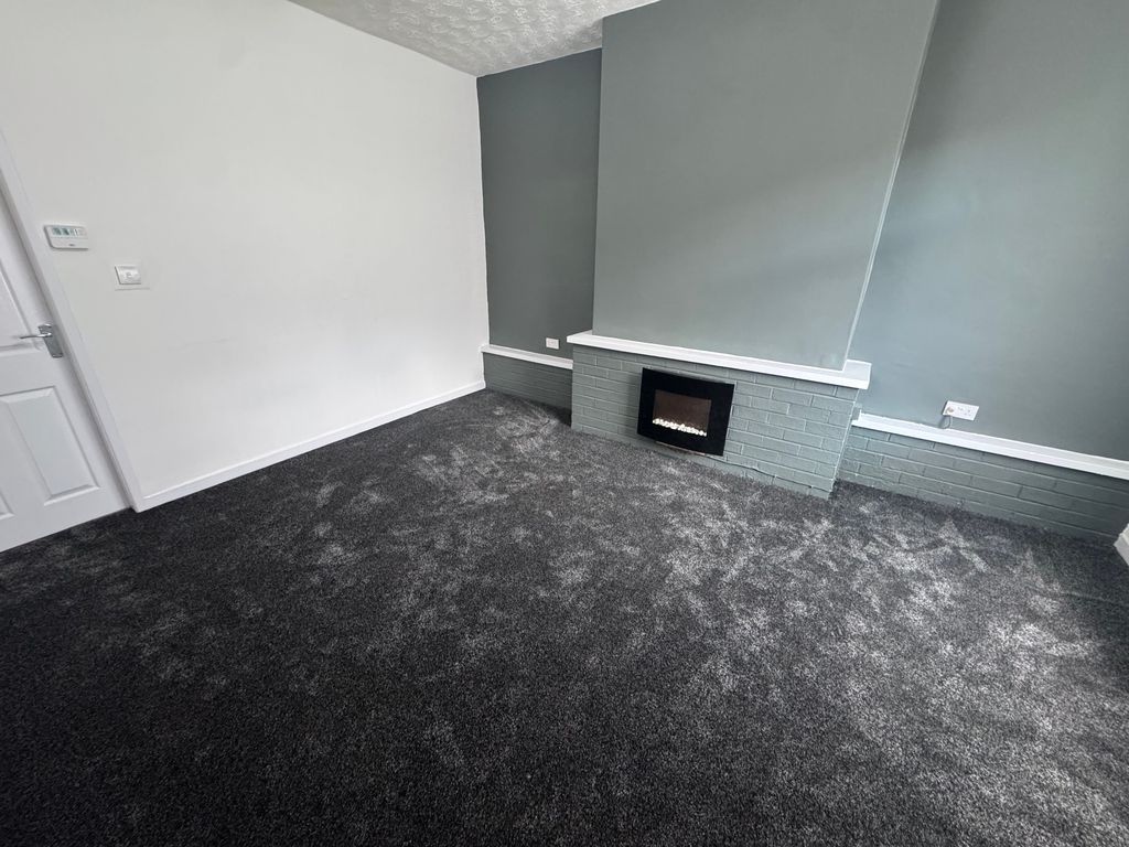 Property photo 3 of 14 Img_3593