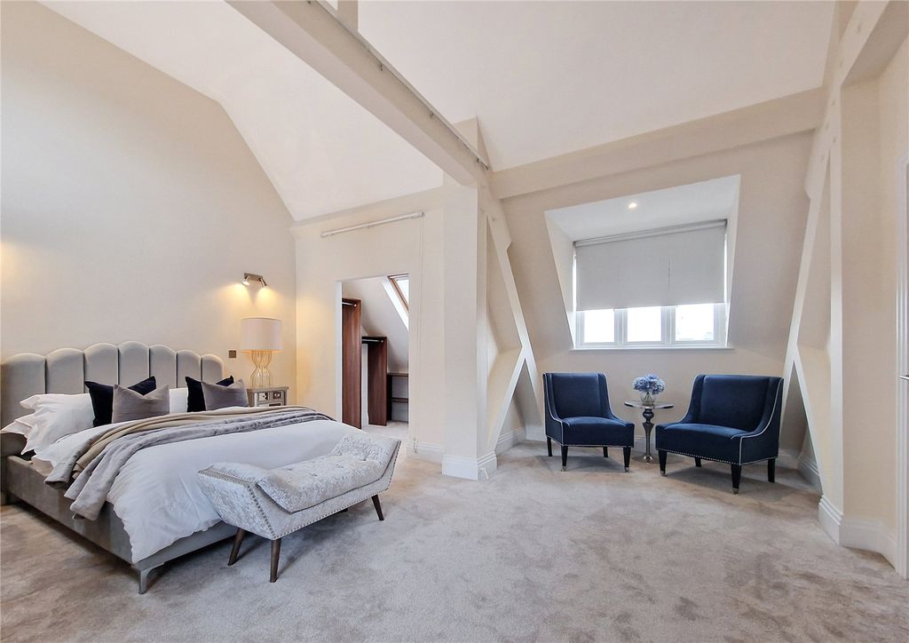 Property photo 2 of 15 Picture No. 32