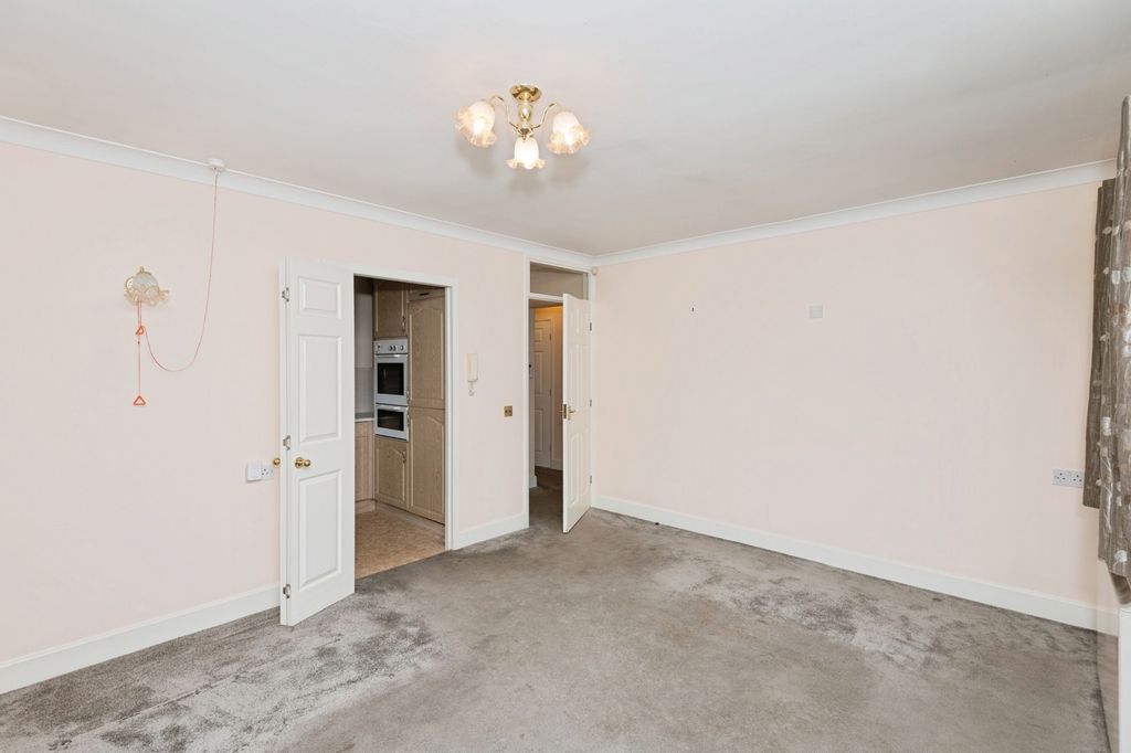 Property photo 3 of 15 Living Room