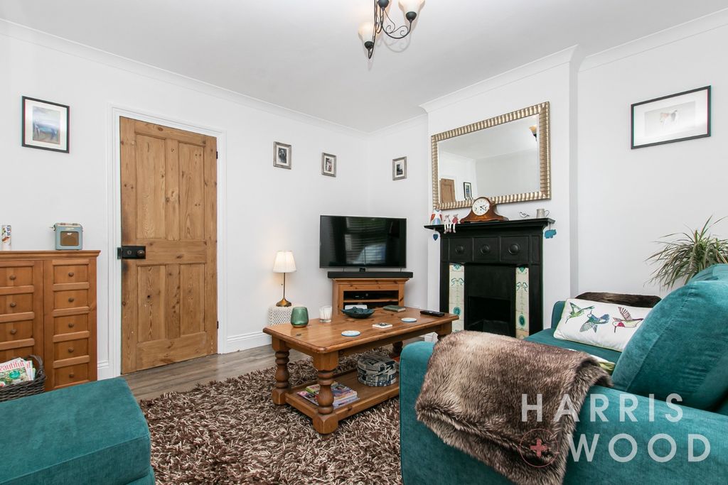 Property photo 2 of 21 4455243