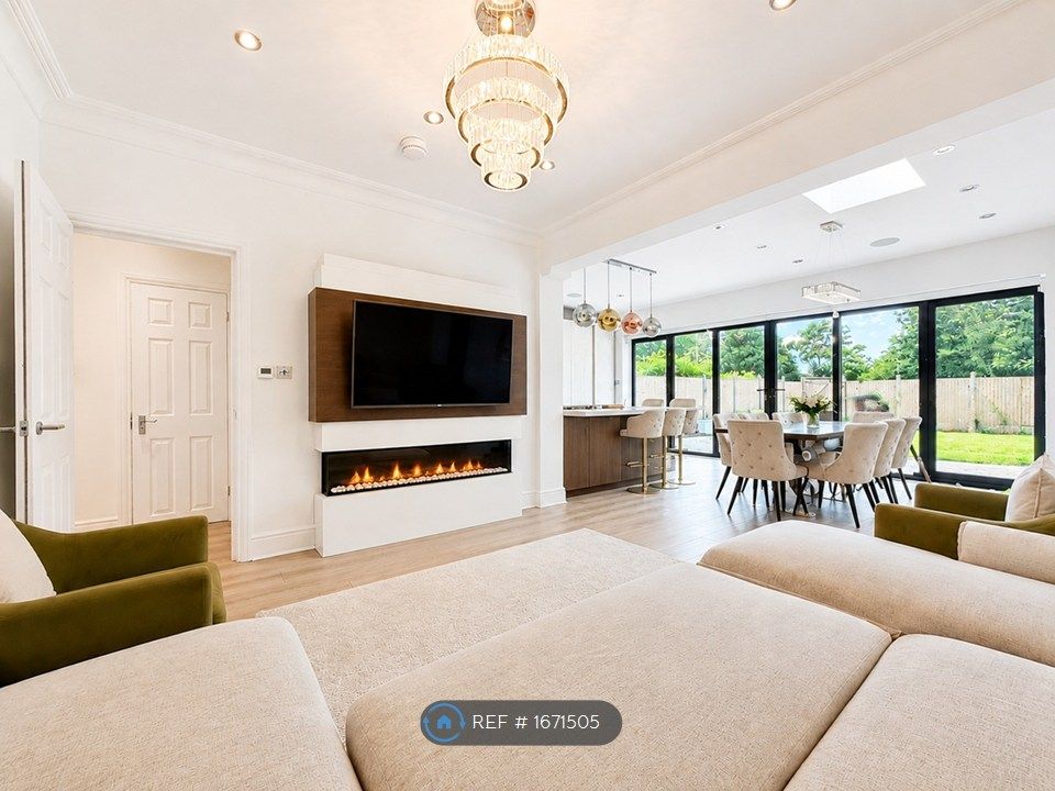 Property photo 1 of 35