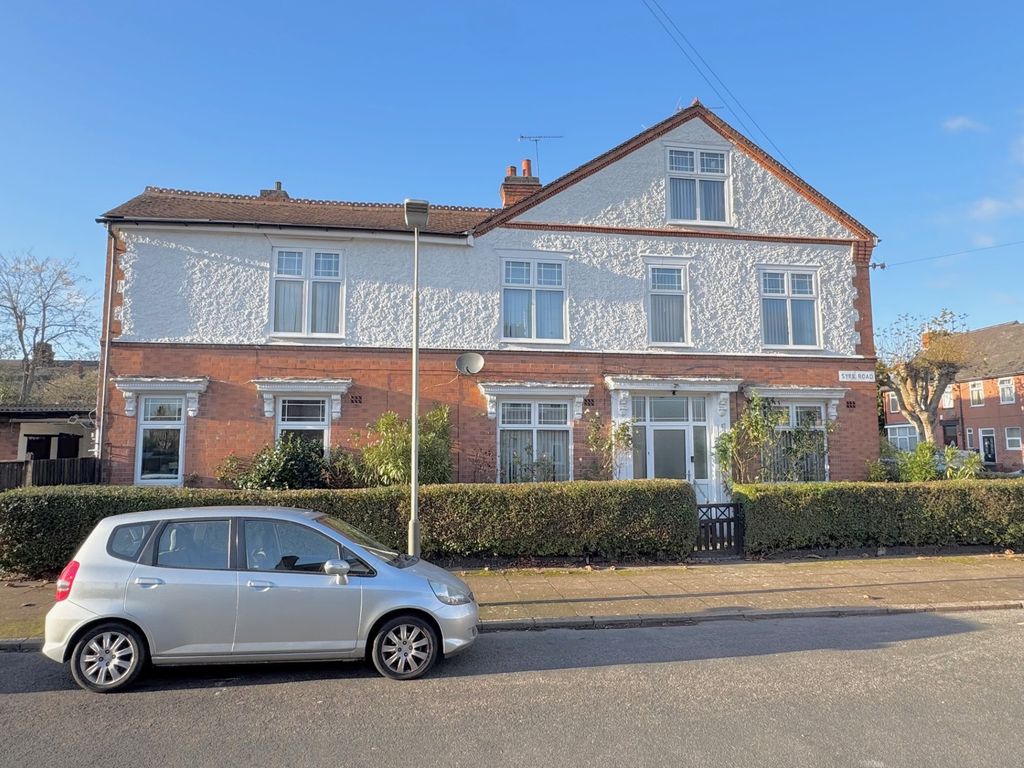 Property photo 1 of 19 Main Front