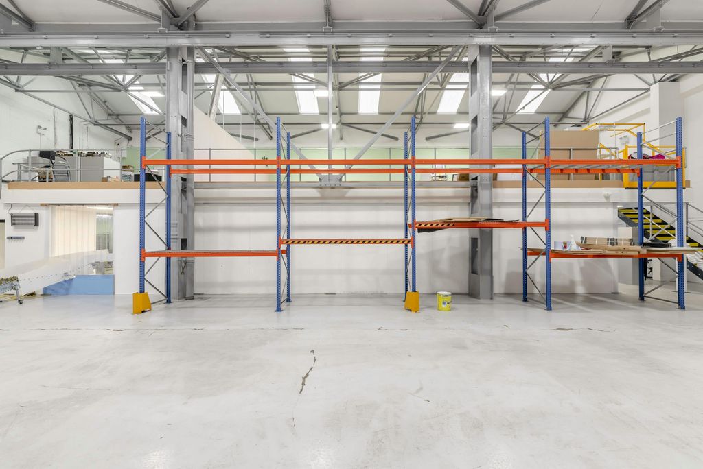 Property photo 3 of 6 Unit 58