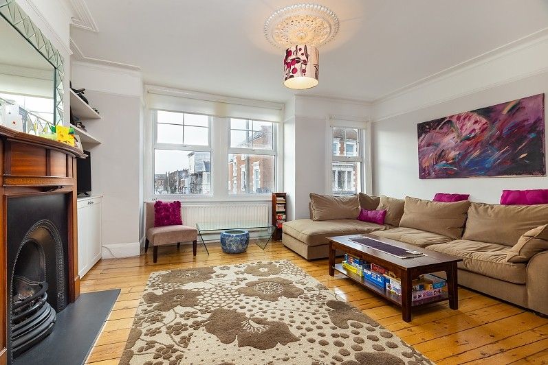 Property photo 2 of 8 (Main)