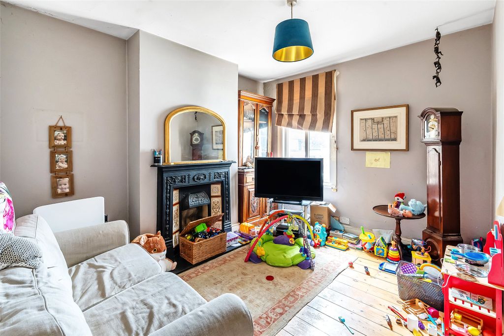 Property photo 2 of 15 Picture No. 05