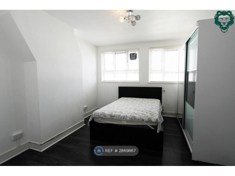 Property photo 3 of 8