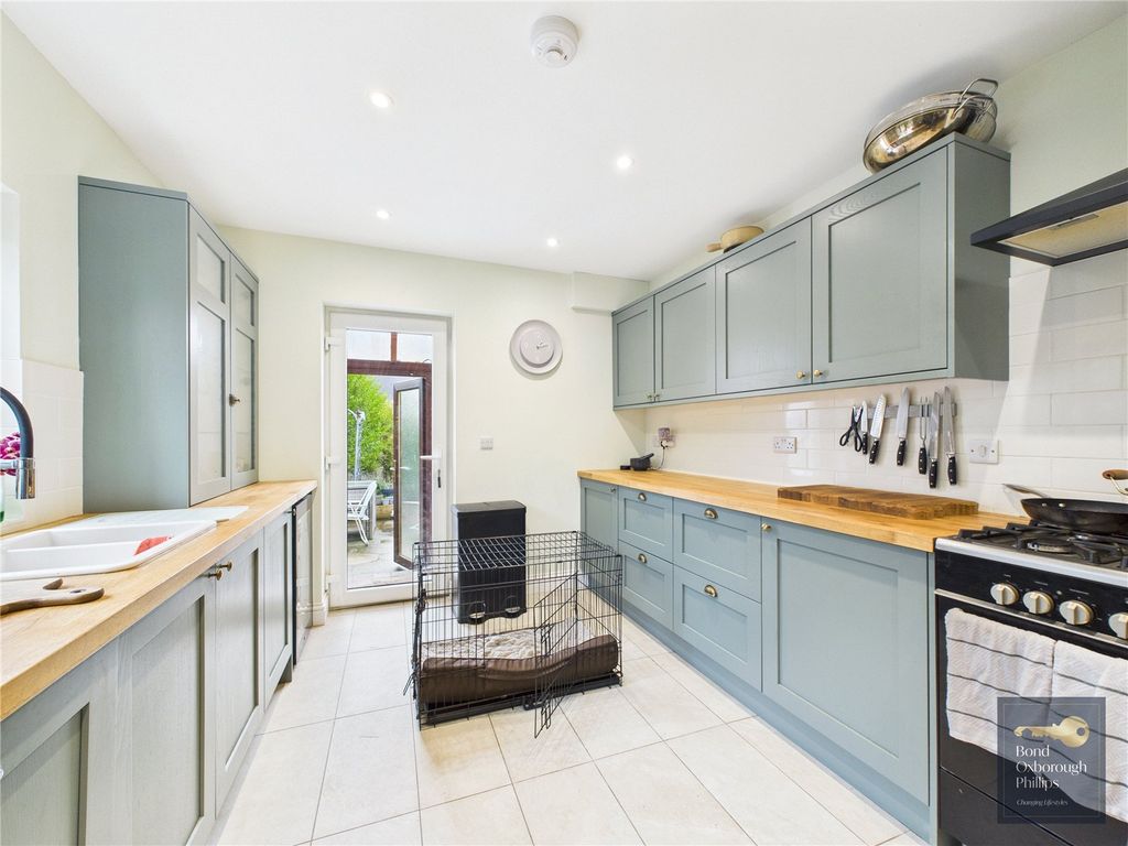 Property photo 3 of 15 Picture No. 01