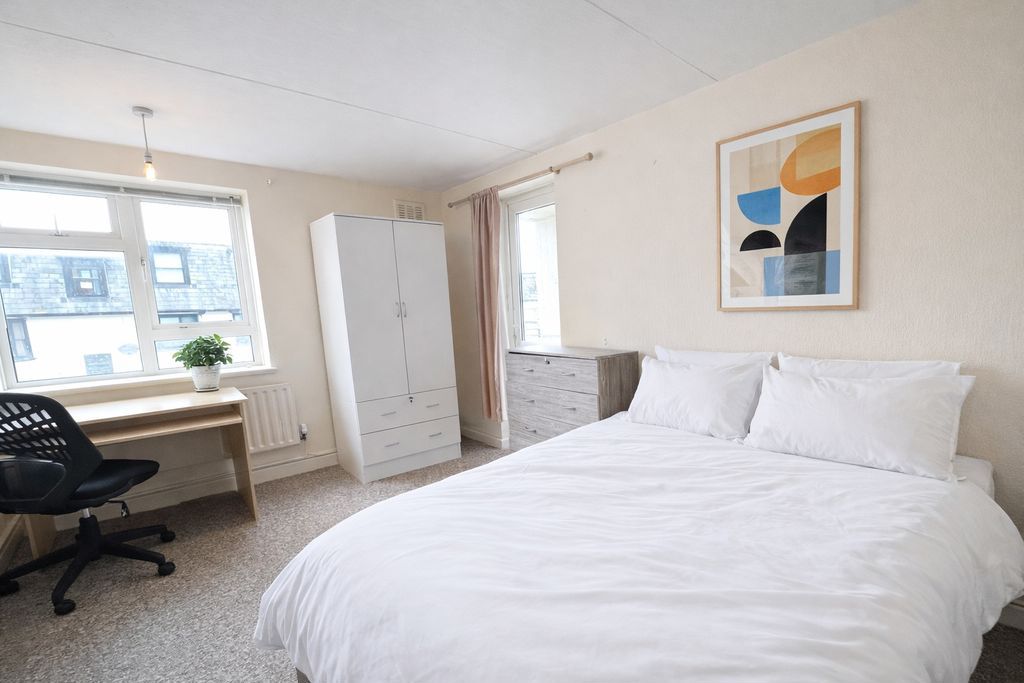 Property photo 2 of 7 Photo 10