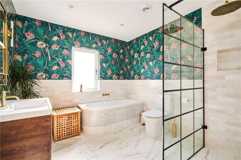 Additional image 12 of 3 bed detached house for saleHarecroft Road, Otley, West Yorkshire LS21