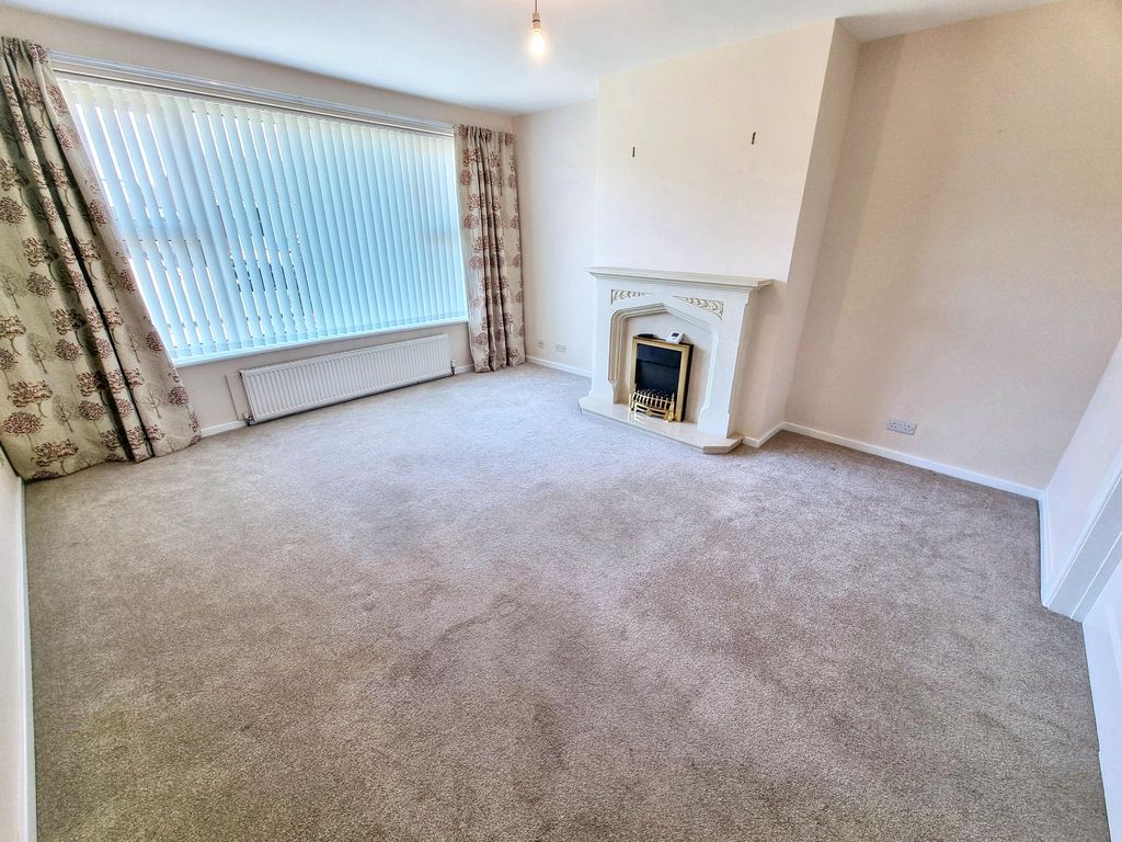 Property photo 2 of 13 Photo 9