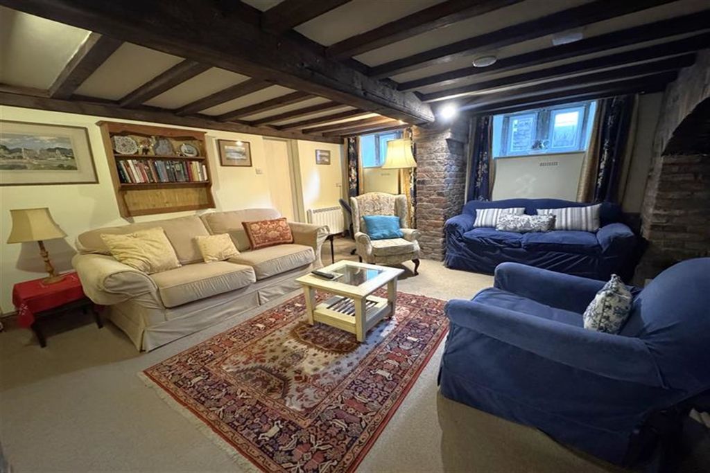 Property photo 2 of 16 (Main)