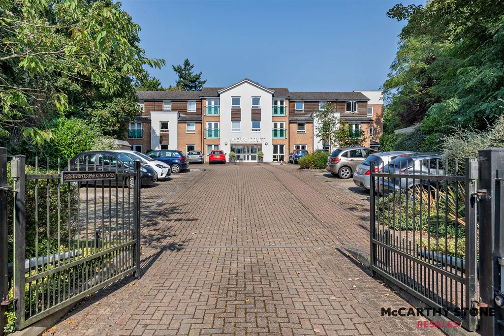 Apartment in Broadland, Thorpe St Andrew - More