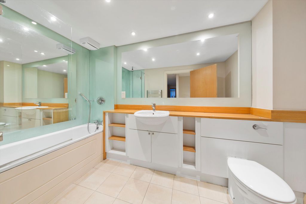 Property photo 3 of 8 Image