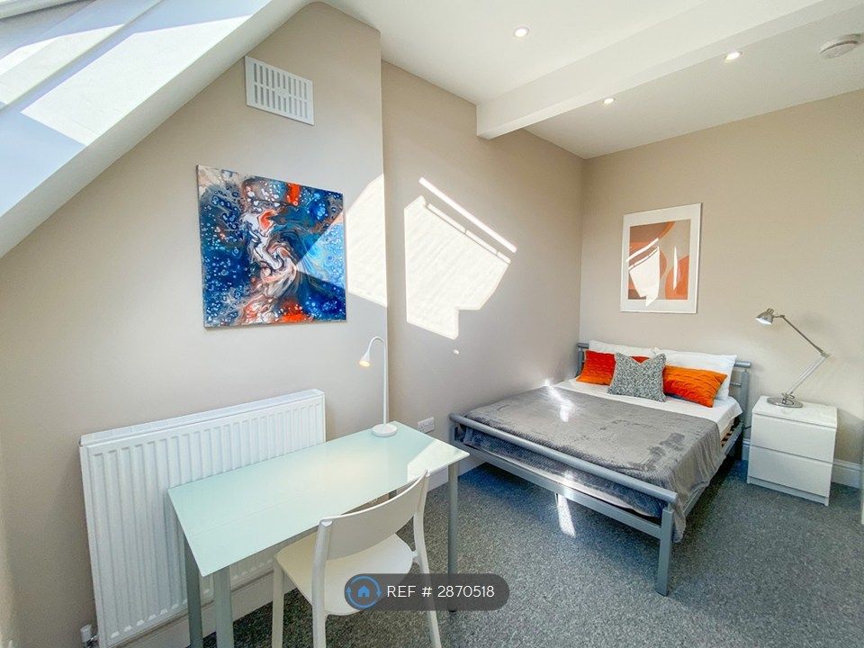 Property photo 2 of 9 Lots Of Space