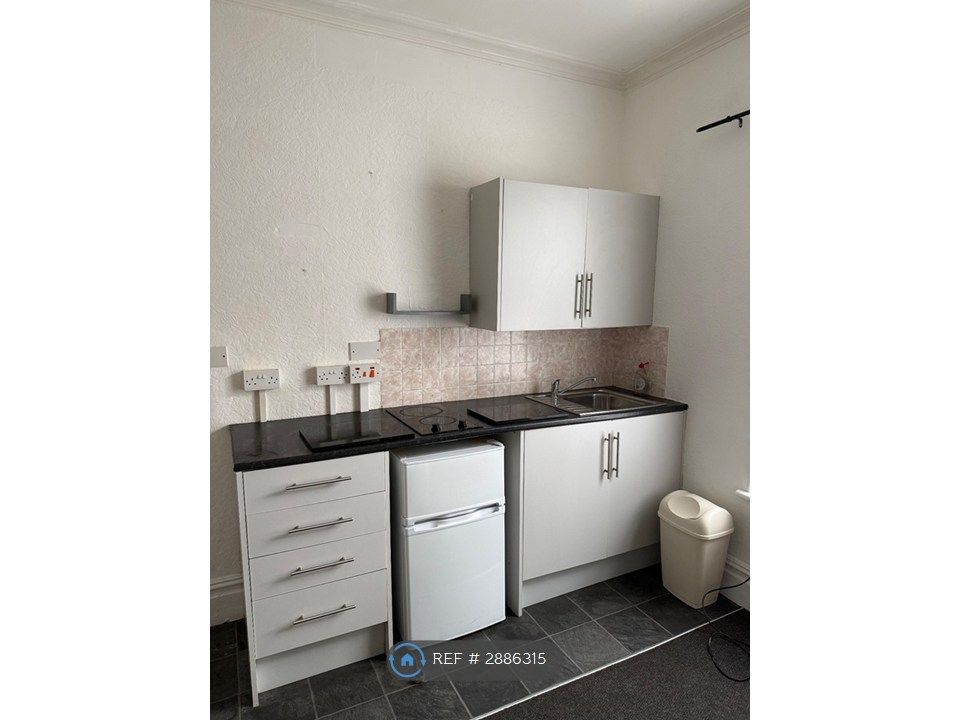 Property photo 3 of 3
