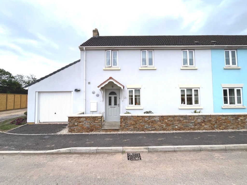 Property photo 1 of 18 Front.Jpg