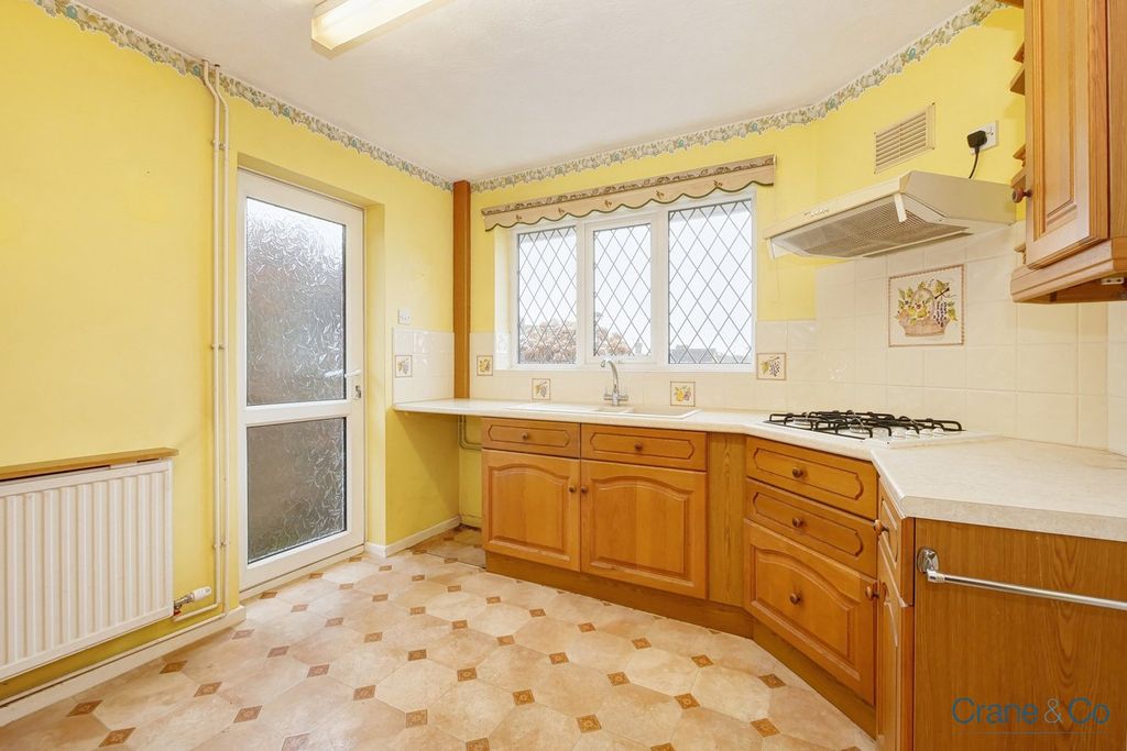 Property photo 2 of 22