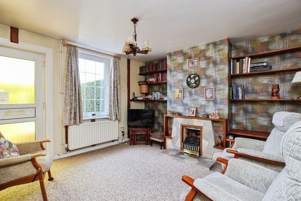 Property photo 2 of 16 Pbox-Img.Jpg