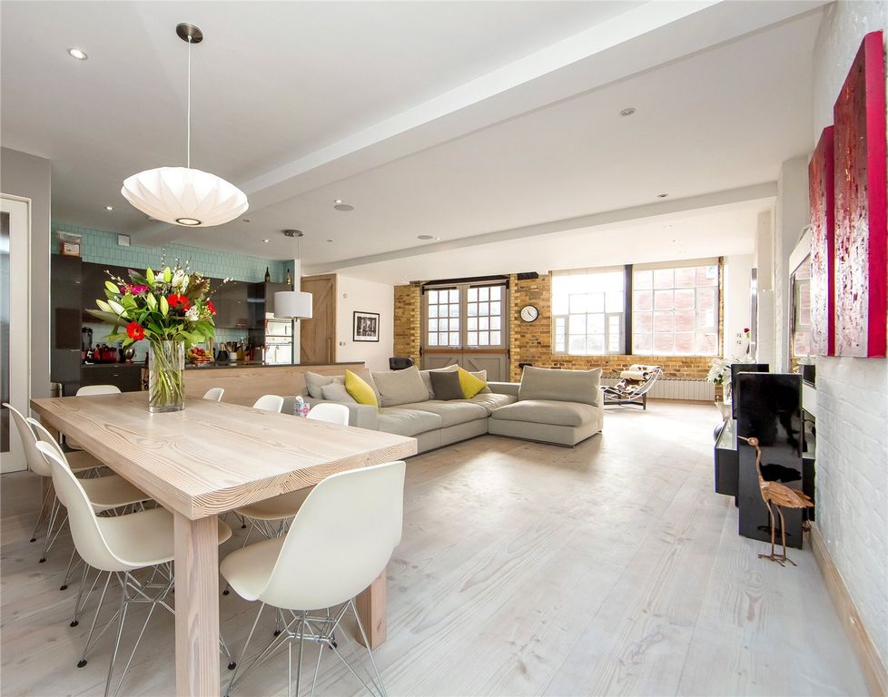 Property photo 1 of 16 Picture No. 19