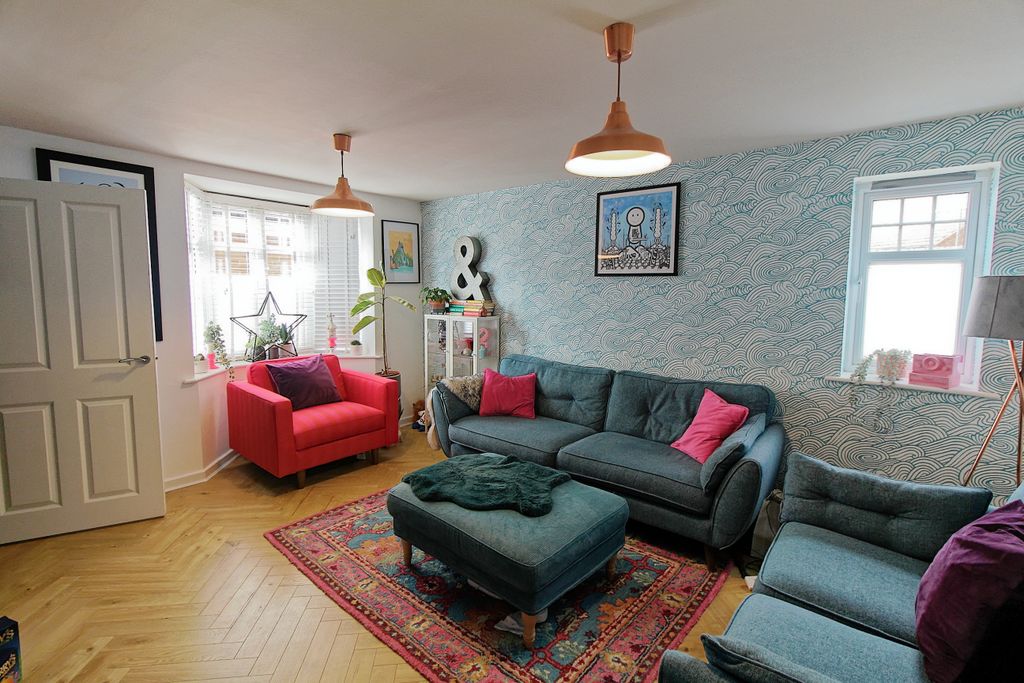 Property photo 2 of 19 Img_8487_Dxo