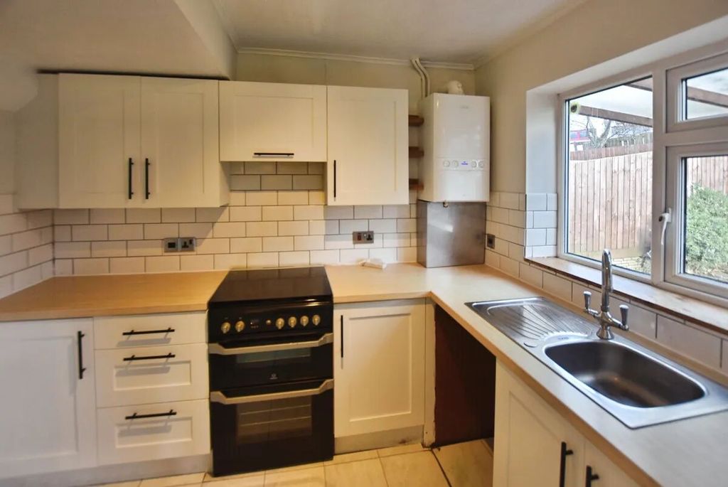 Property photo 3 of 13 Picture 3