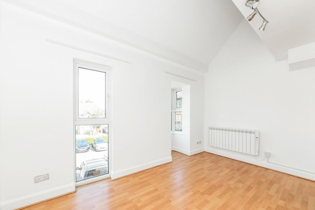 Property photo 1 of 12 Img_3935-3.Jpg