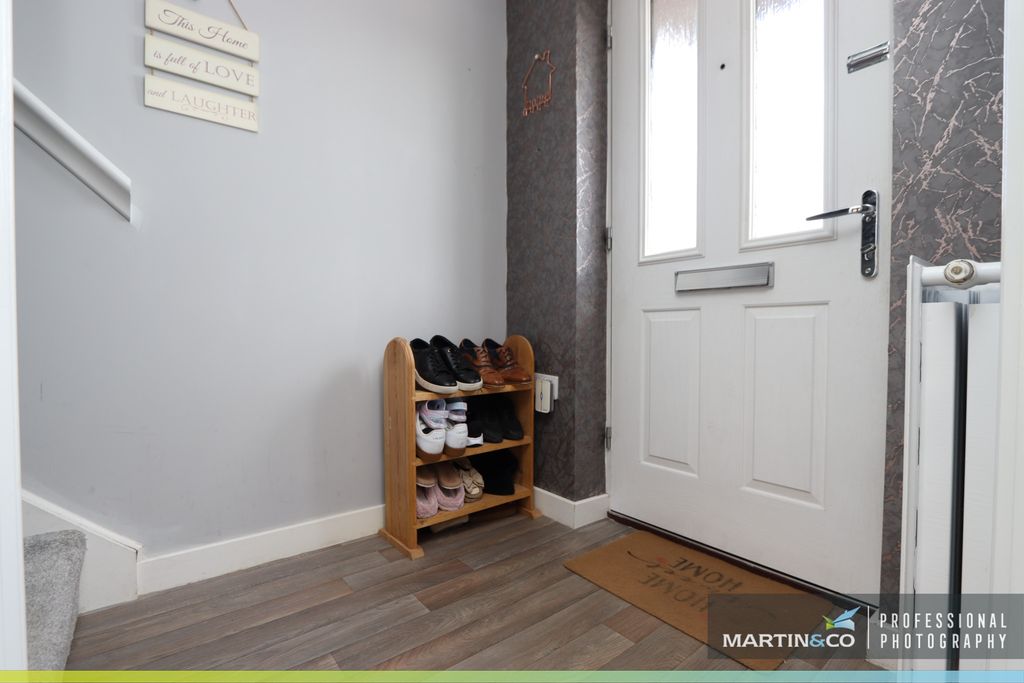 Property photo 2 of 22