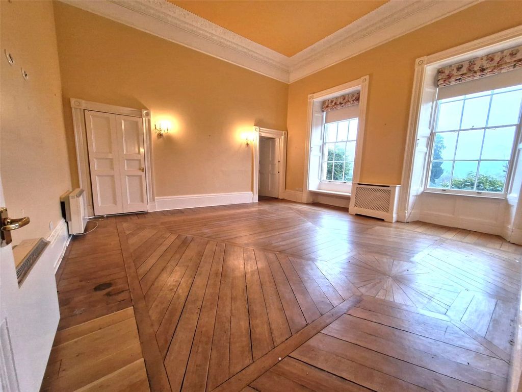 Property photo 3 of 18 Picture No. 12