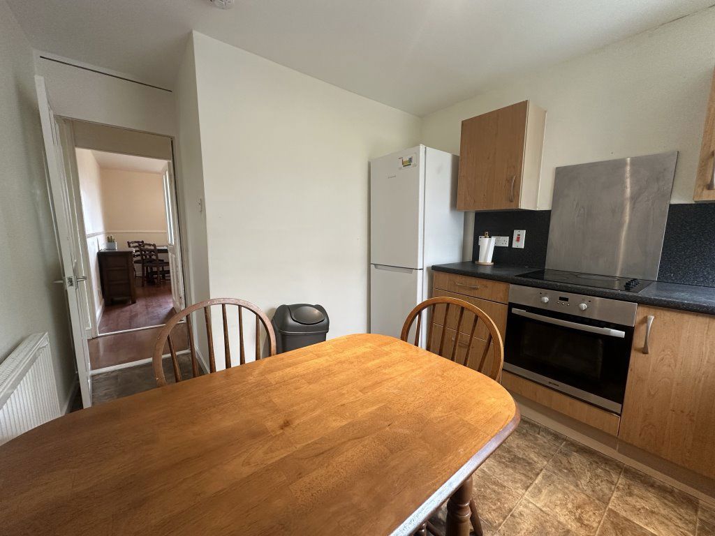 Property photo 2 of 3