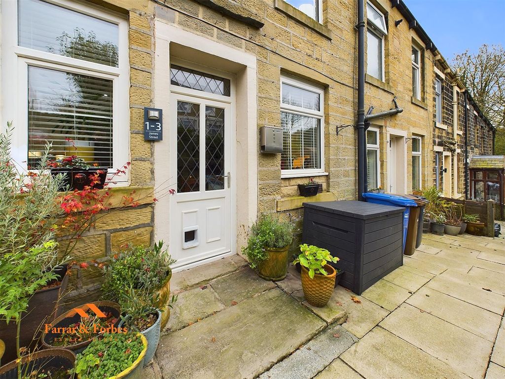 Property photo 3 of 31