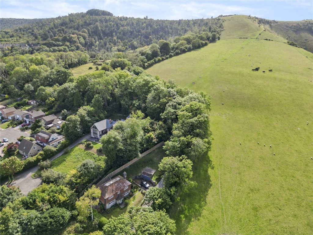 Property photo 3 of 31 Picture No. 60