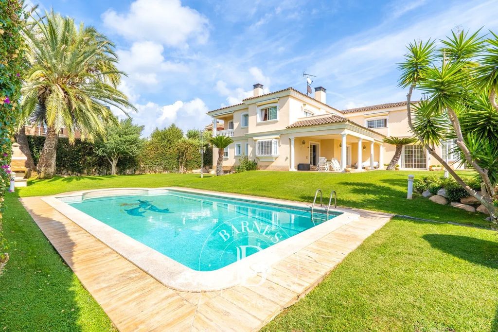 Property photo 1 of 77 Exclusive Villa With Sea Views In Vilassar De Dalt, Barcelona