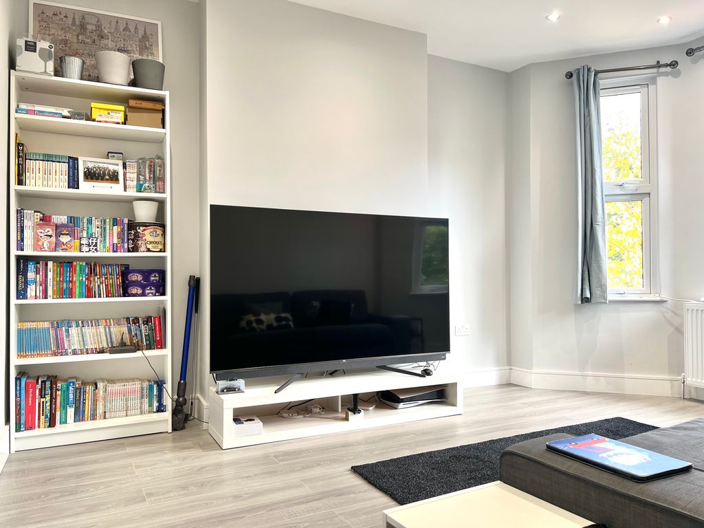 Property photo 2 of 14