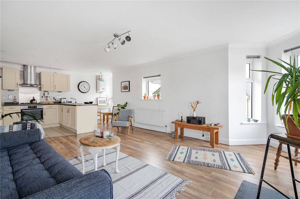 Property photo 3 of 11 Picture No. 11