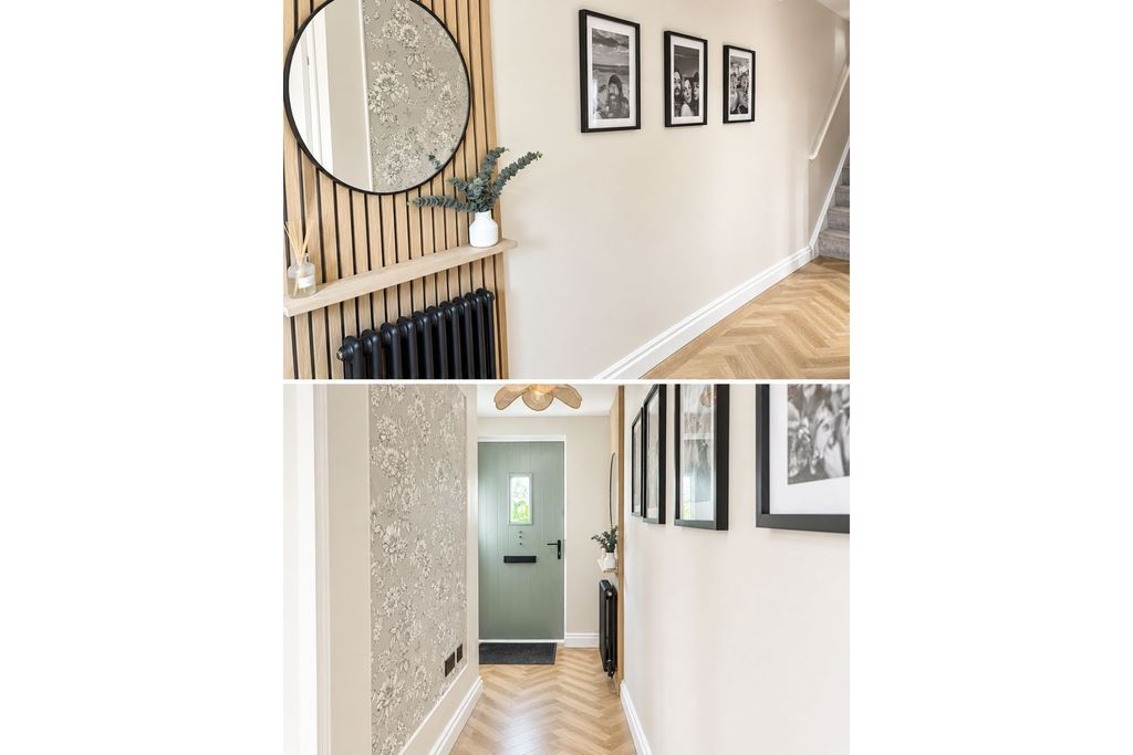 Property photo 2 of 26 Entrance Hallway