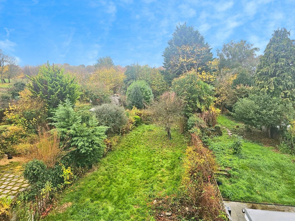 Property photo 2 of 2