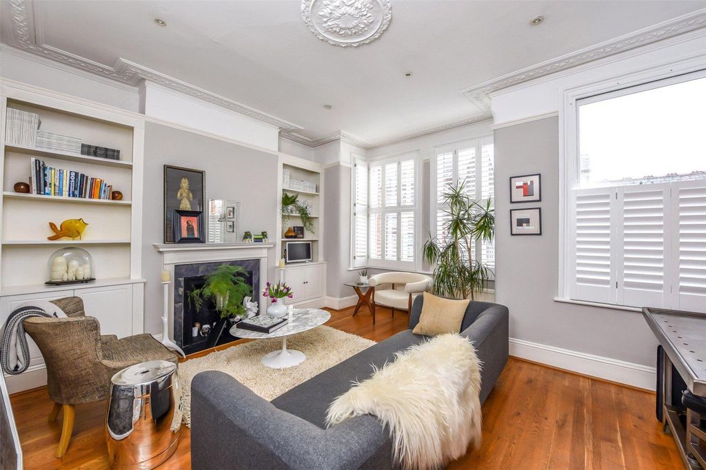 Property photo 1 of 10