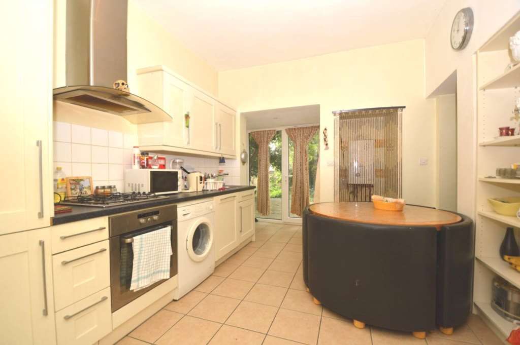 Property photo 1 of 5