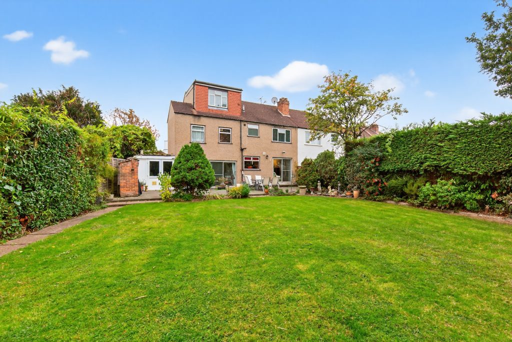 Property photo 2 of 21