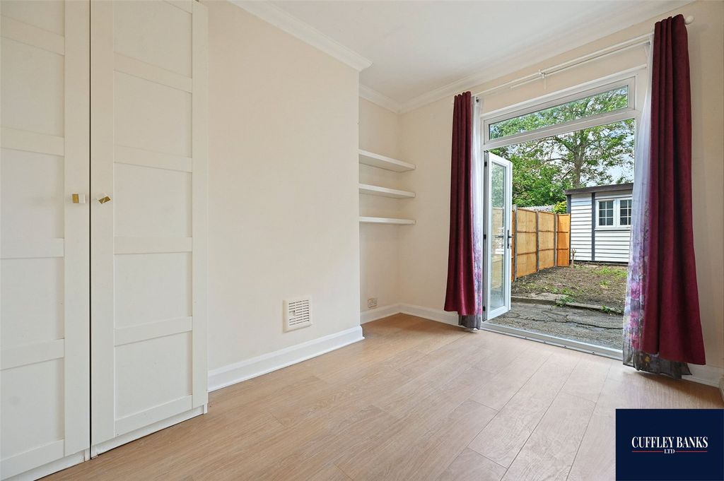 Property photo 2 of 10 Picture No. 02