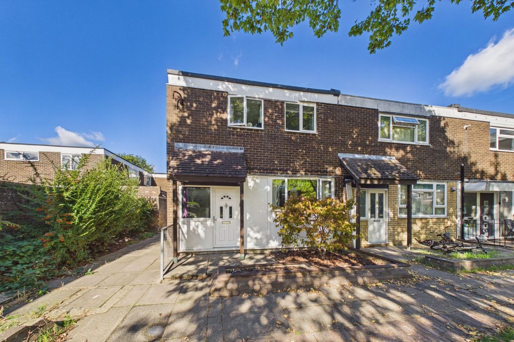 Property photo 1 of 12 Picture No. 15